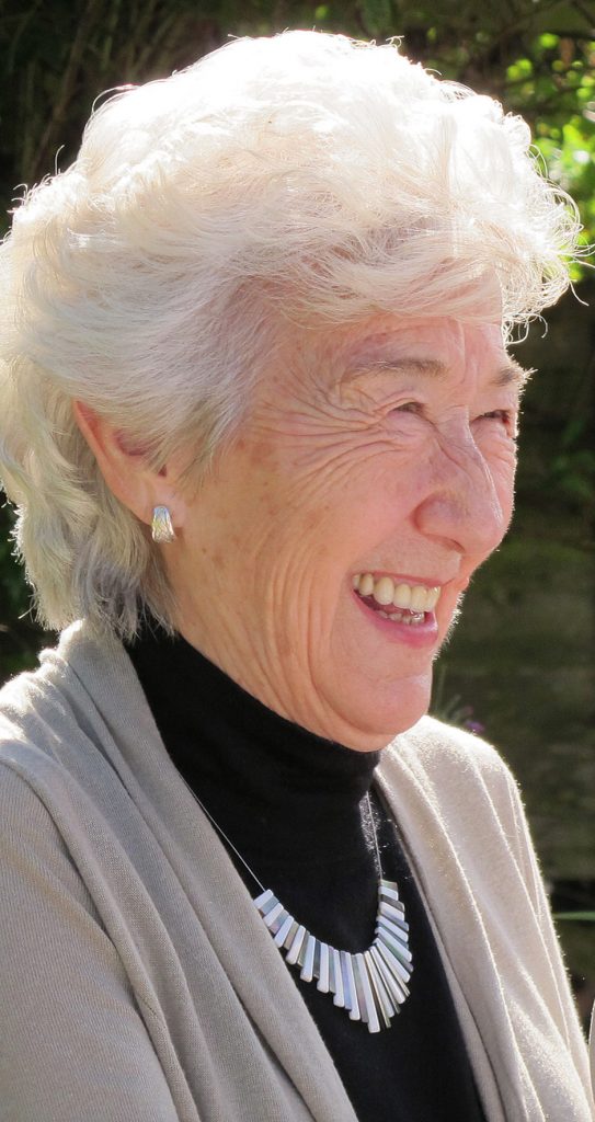 Miranda the Celebrant | Hampshire Ceremonies
